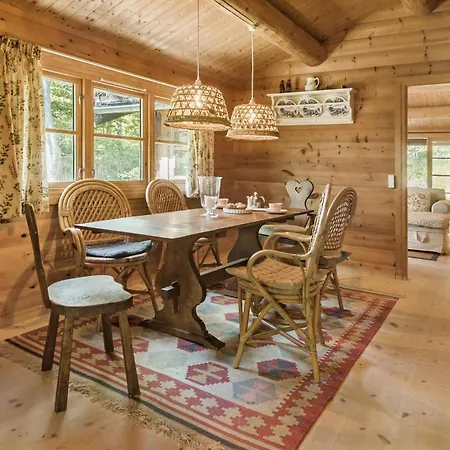 Дом отдыха Cozy In With Wifi